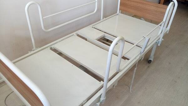2 Motorlu Lazımlıklı Hasta Yatağı ES-151/T