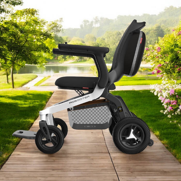 E40-10 ve 20 Robooter Akülü Tekerlekli Sandalye
