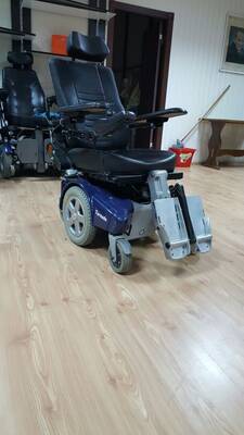 İnvacare Tornado Akülü Sandalye