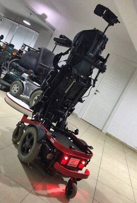 Levo Combi L44 Özellikli Akülü Sandalye