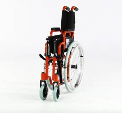 Wollex WG-M315-14 Çocuk Tekerlekli Sandalyesi Alüminyum
