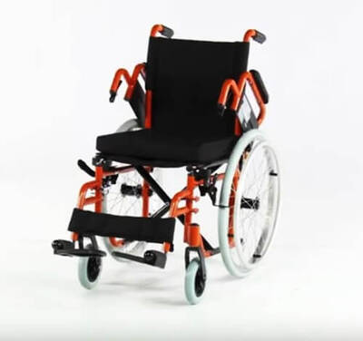 Wollex WG-M315-14 Çocuk Tekerlekli Sandalyesi Alüminyum