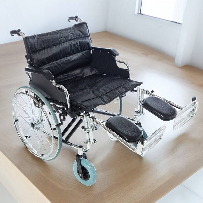 RÖMER R251 Geniş Beden Manuel Tekerlekli Sandalye