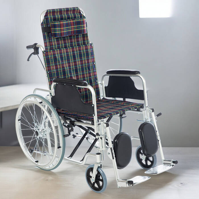 RÖMER R254 Sırtı Yatarlı Manuel Tekerlekli Sandalye